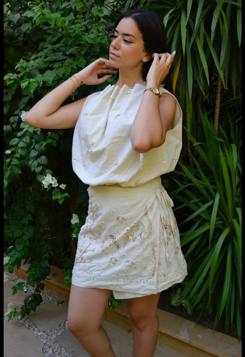Tie Embroiderd blouse
