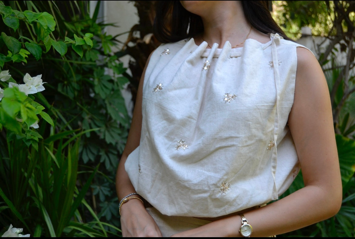 Tie Embroiderd blouse