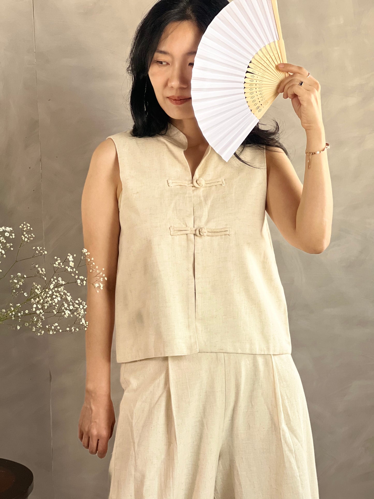 Chinese knots Mandarin collar split vest
