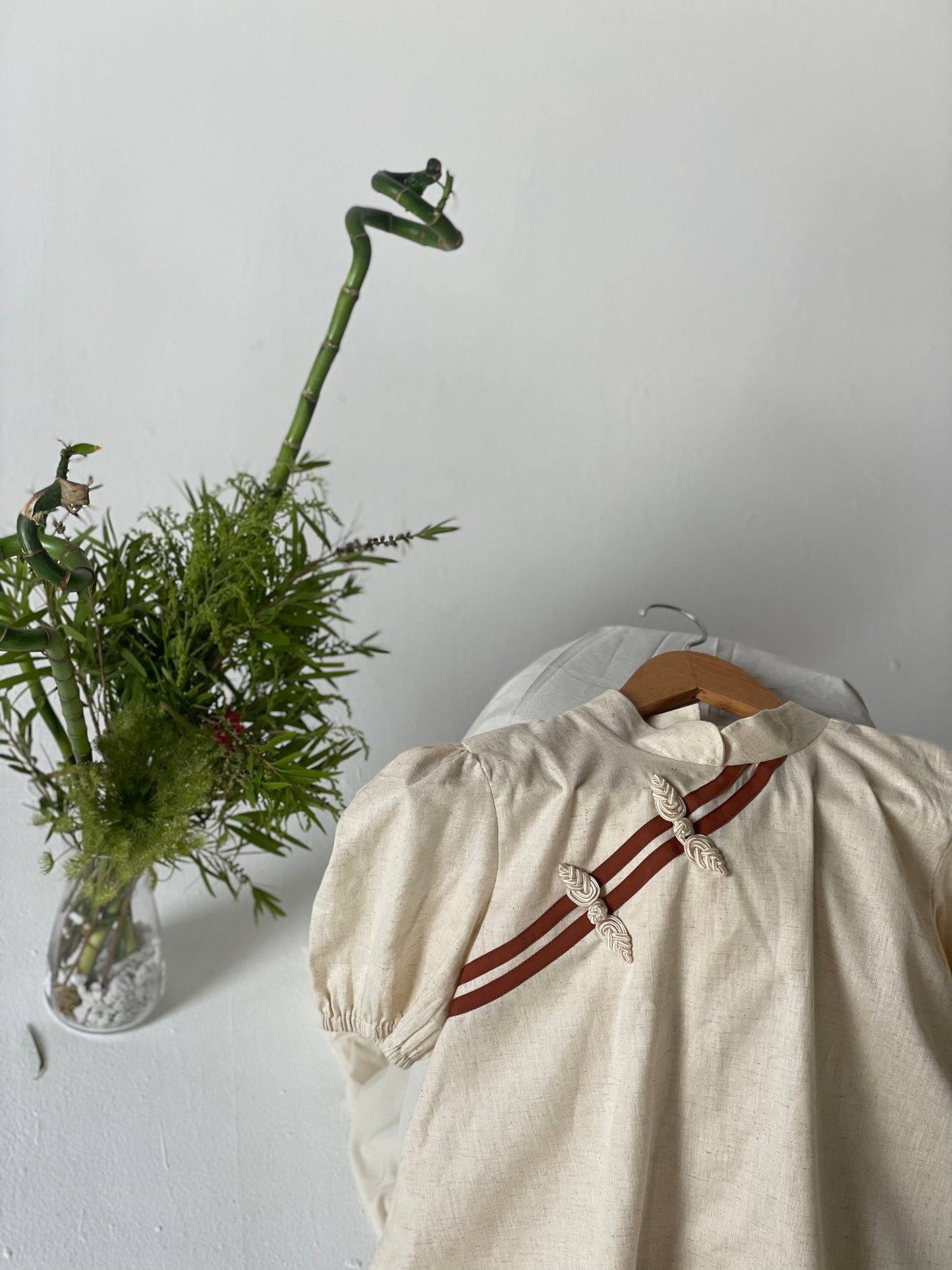 Shanghai Linen set - Brown and yellow