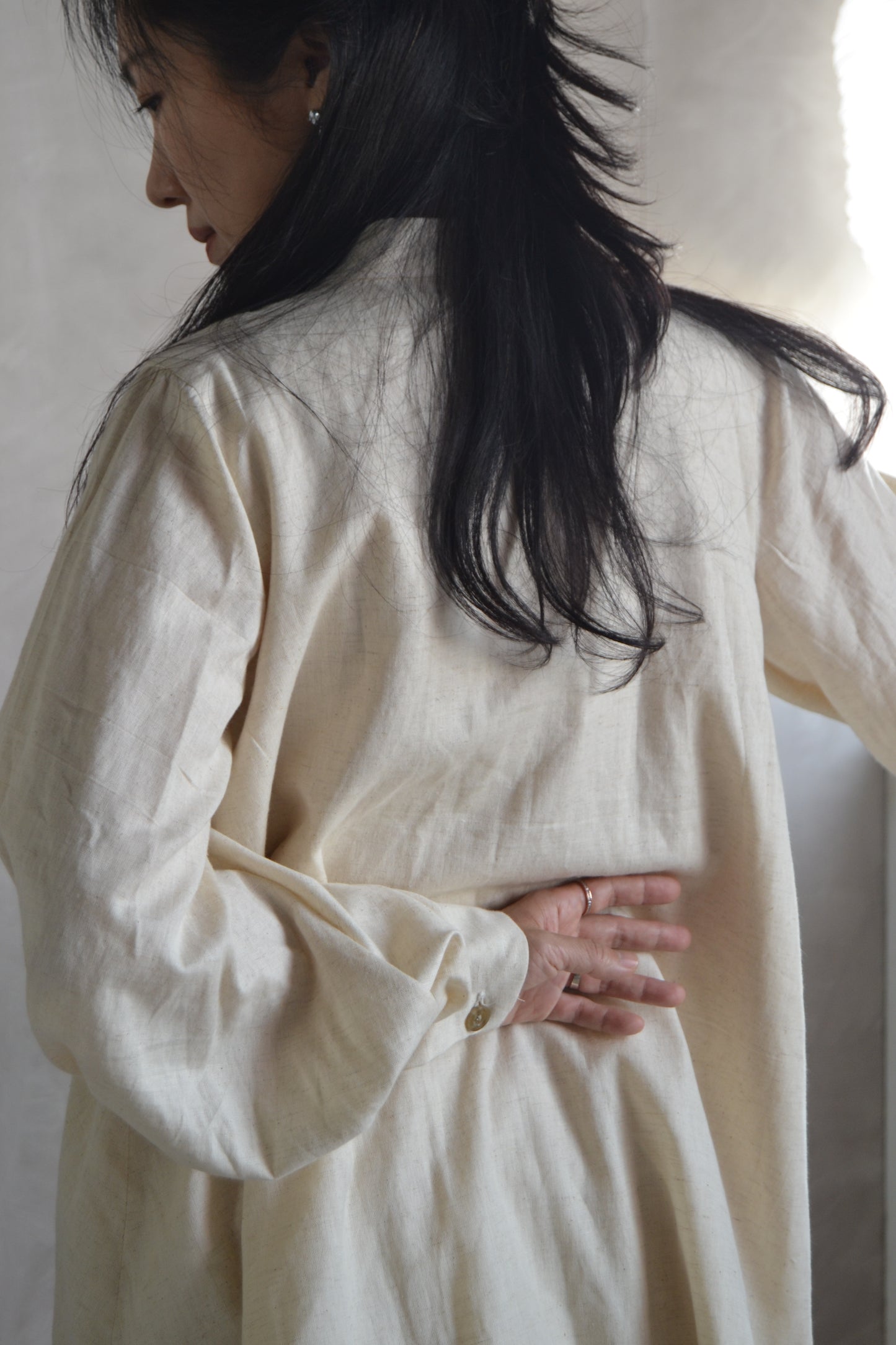 Lotus Ballon sleeves blouse