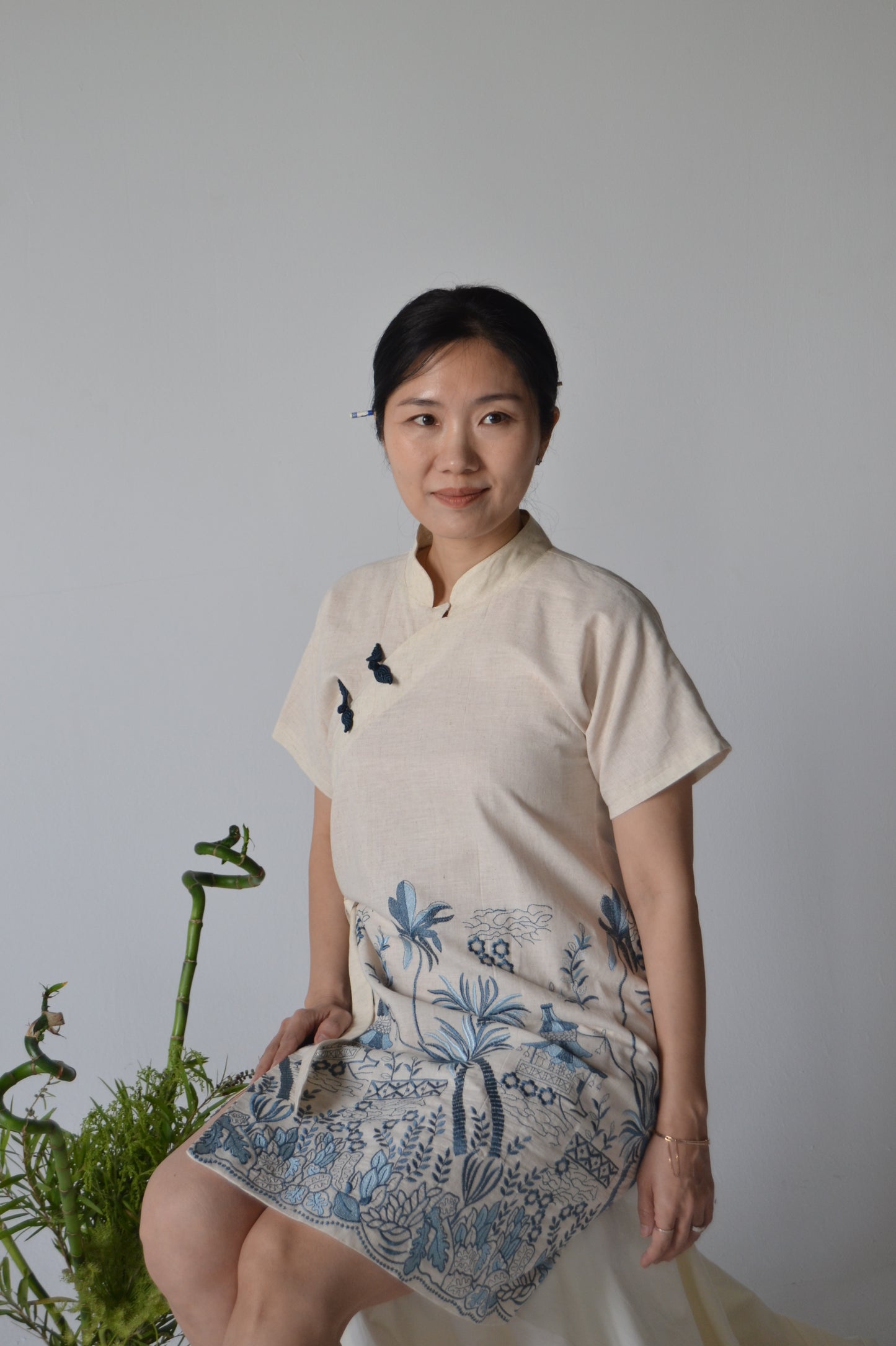 Cheongsam Dress - Navy and blue Embroidery